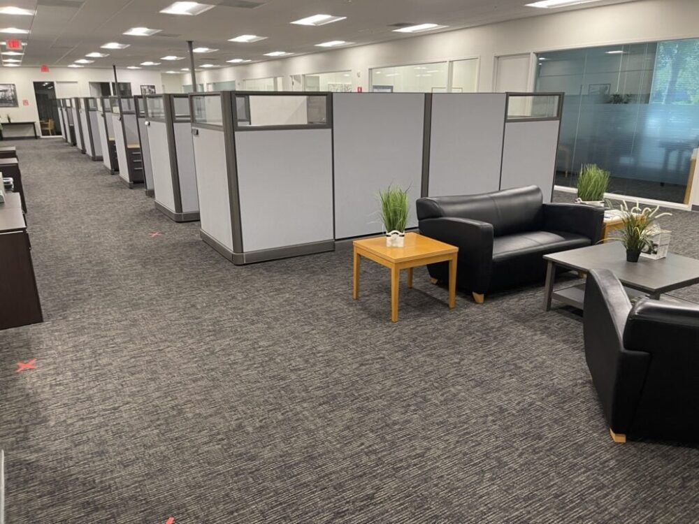 Save Space with Cube World USA: Your One-Stop Office Furniture Solution