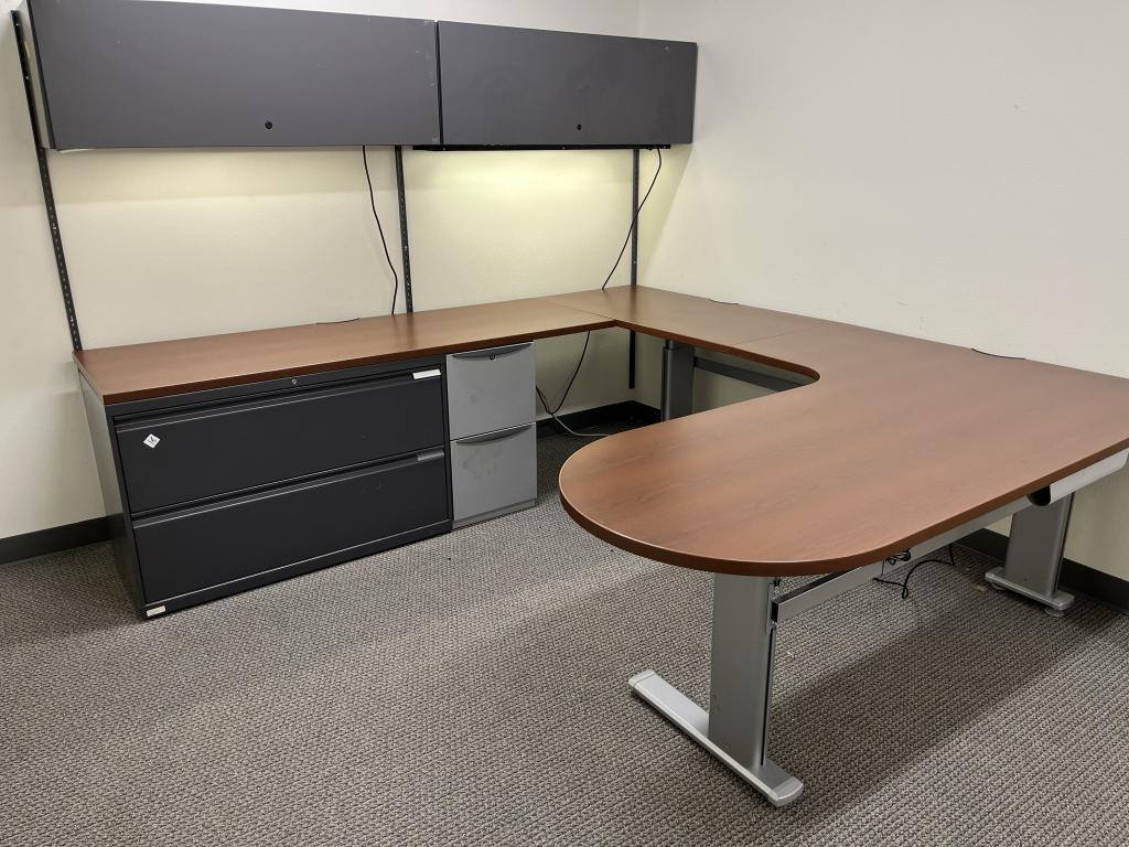 Steelcase L Shape Mahogany Electric HAT Desk