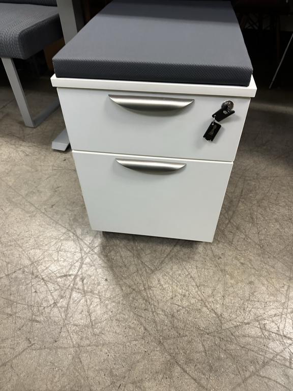 Knoll White and Grey cushion mobile pedestals