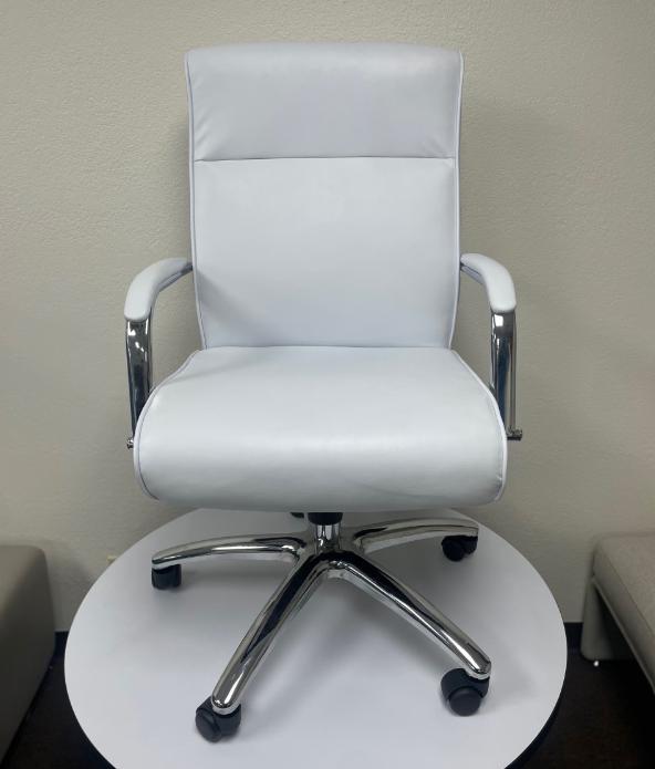 White Boss Chrome Base Modern Executive Chair