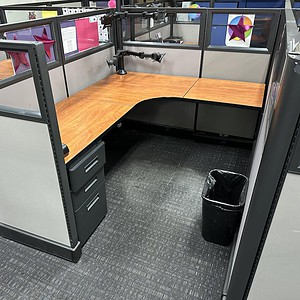 Office cubicle with Herman Miller A02 53T 6x5 configuration and glass partitions.