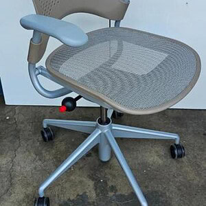 Herman Miller Caper ergonomic office chair in nude color.