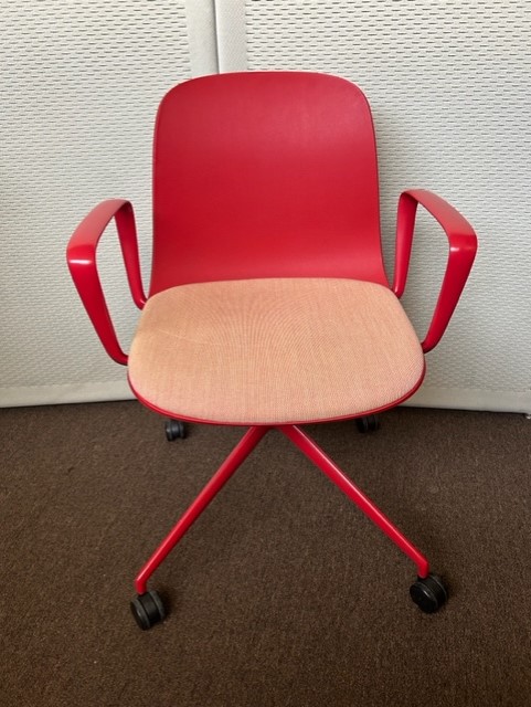 Verve red Iridescent guest - conference chair