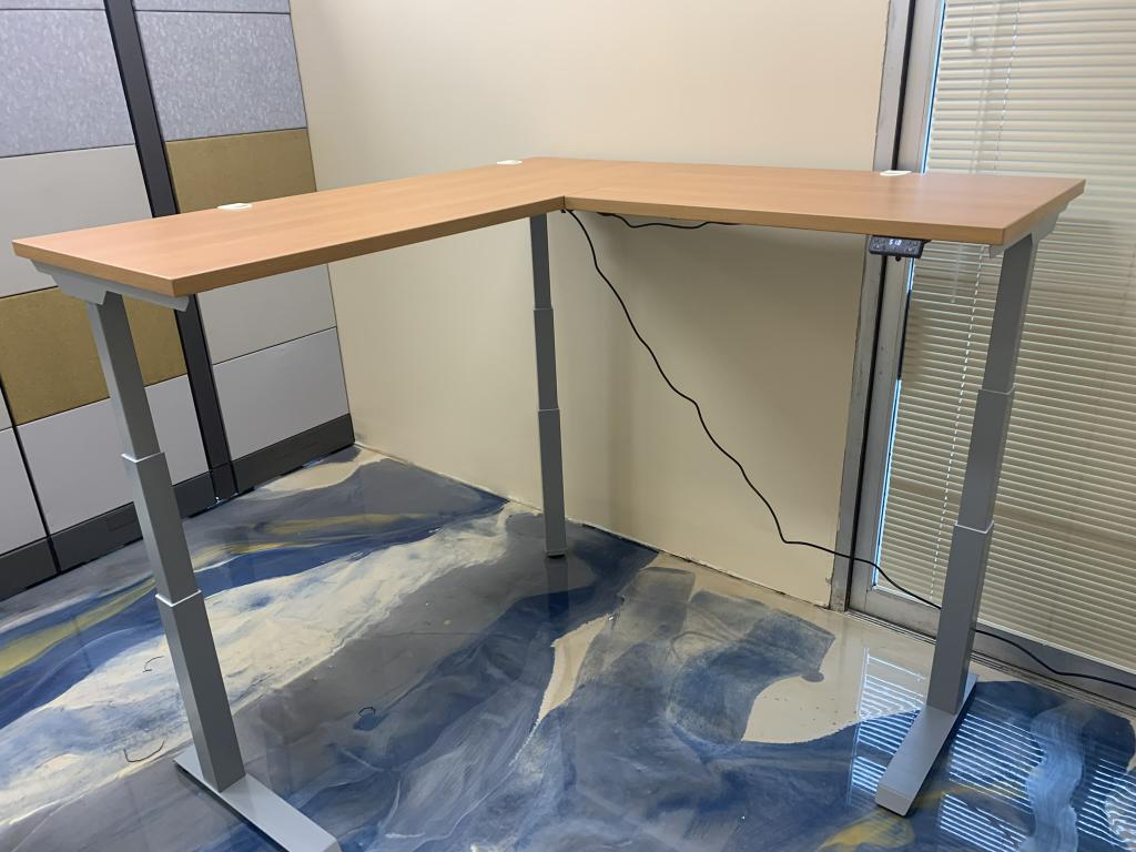 Honey AMQ 6x6 or 5x5 Electric L Shape Desk