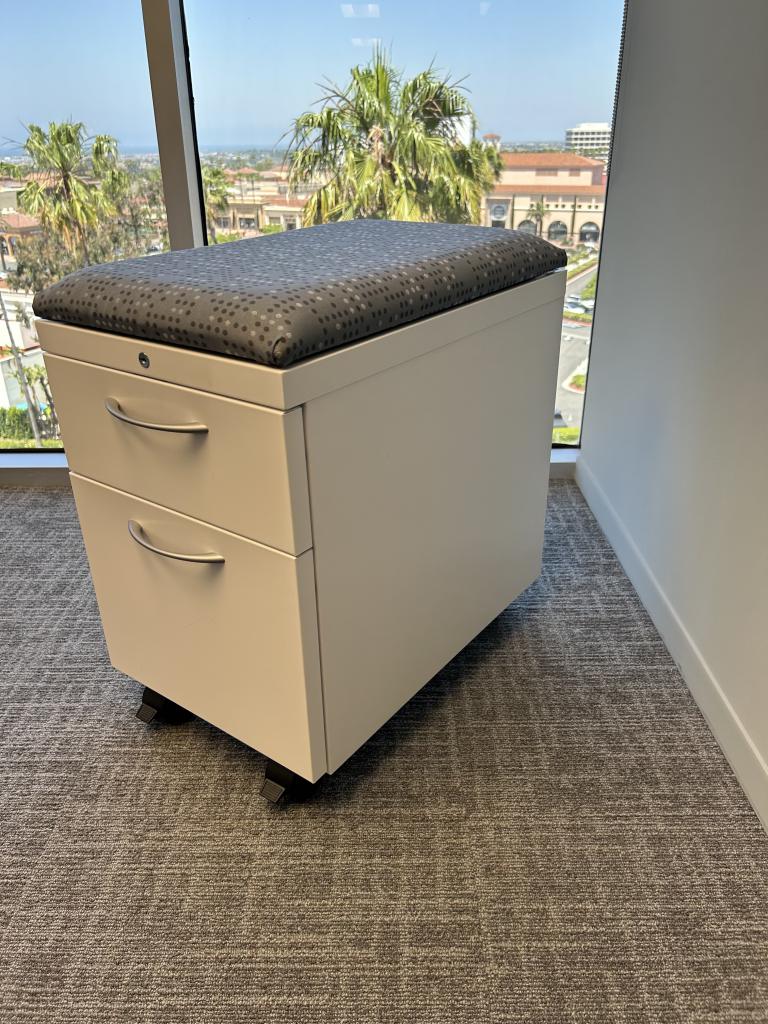 Mobile Allsteel grey cushion pedestals