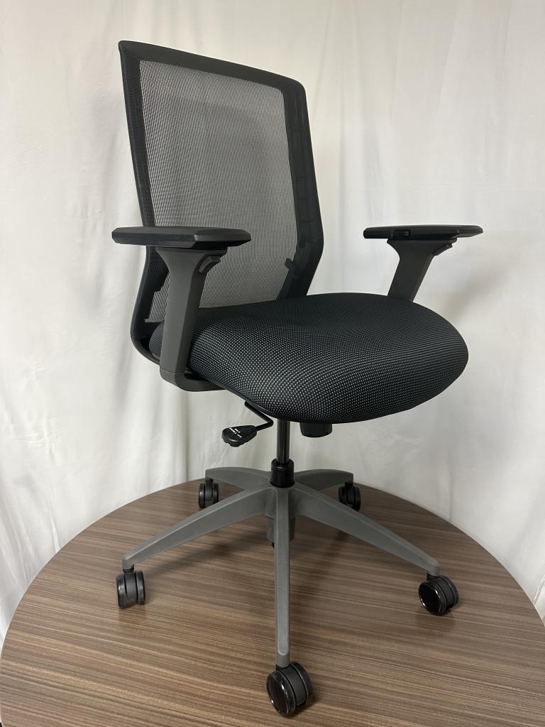 Neo 9 to 5 grey and black fully ergonomic