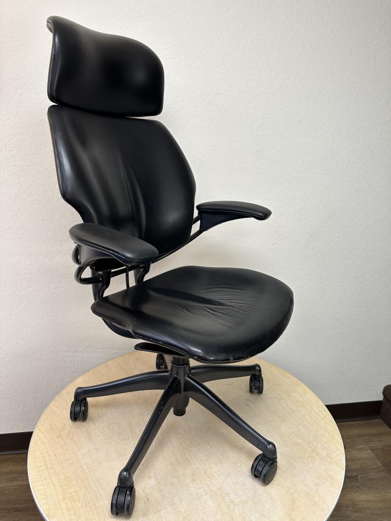 Humanscale Freedom leather with Headrest