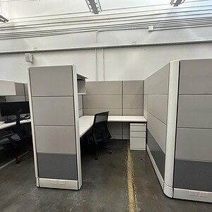 Herman Miller Ethospace cubicle with fabric and metal panels, 6x6x70 size, ideal for office workspac.