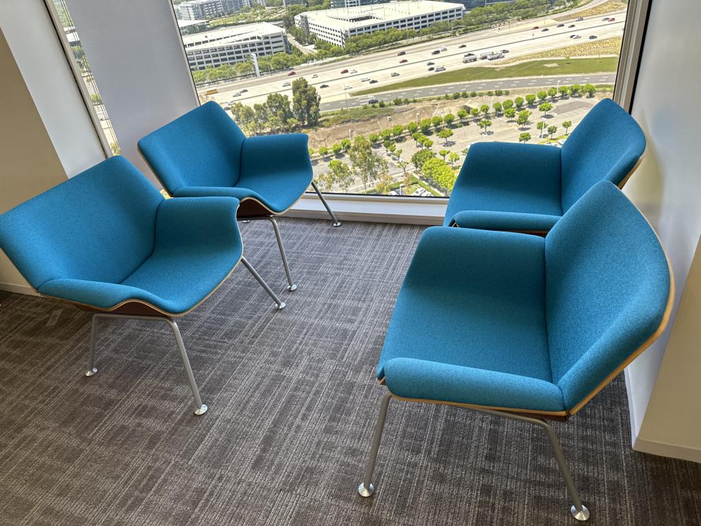 Steelcase Bucket Seat Designer Bright Blue