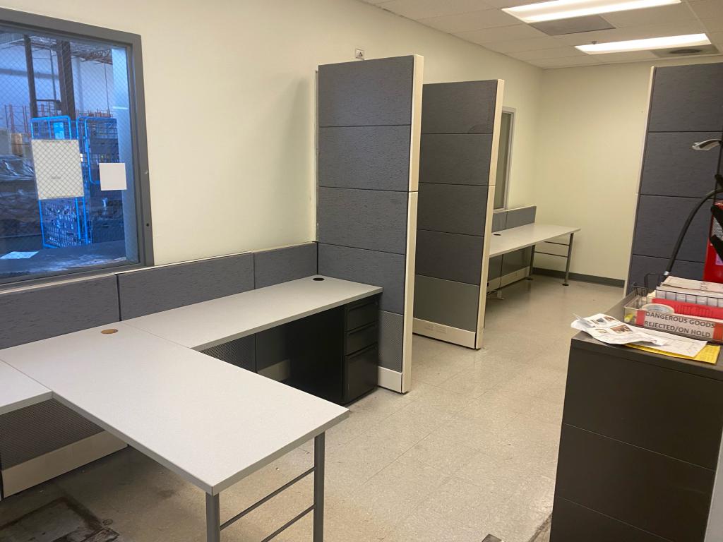 6x6 or 5x5 Ethospace cubicles custom 39/86in