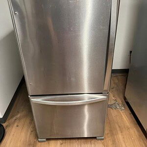 Whirlpool WRB322DMBM00 stainless steel refrigerator for modern kitchens.