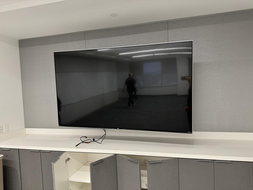 LG 79in TV with Wall Mount 79UX340C