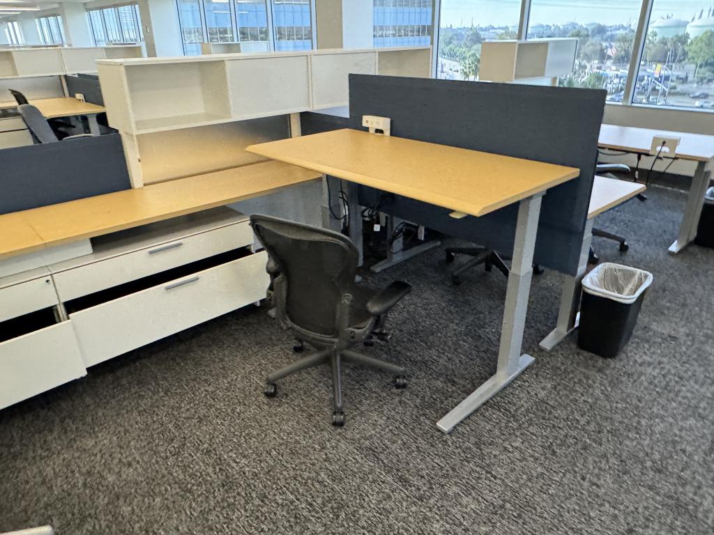 6x6 or 6x7 Herman Miller HAT Modern Cube 56in