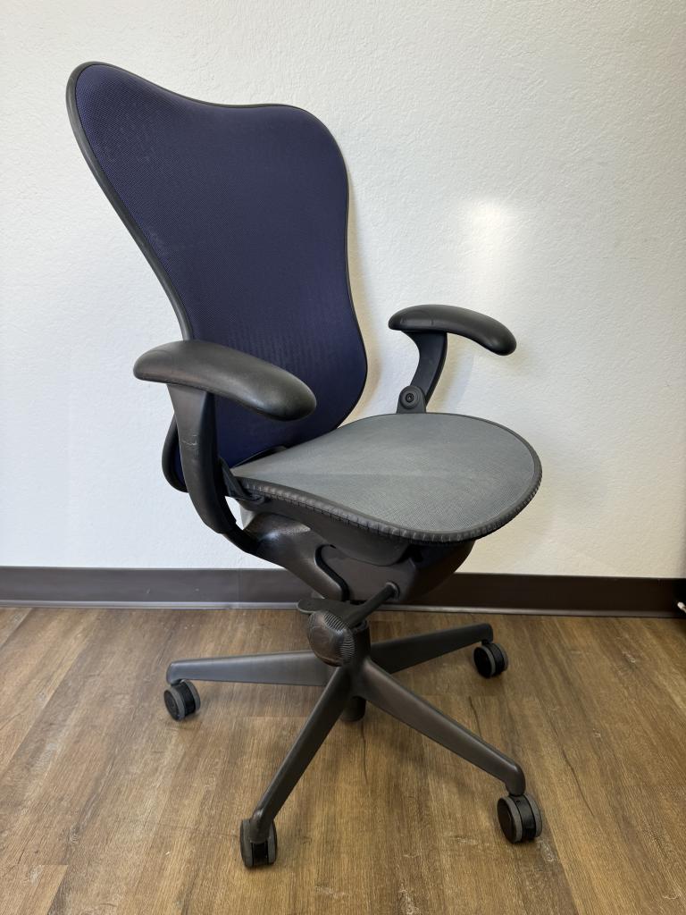 Herman Miller Mirra 2 White & Black Lumbar
