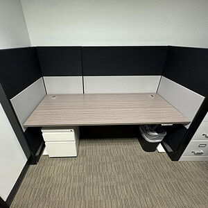Adjustable Hotel Station Ethospace cubicle desk for office spaces, featuring a modern design and cus.