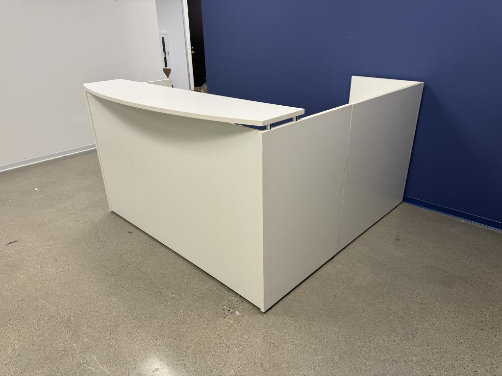 6x6 White Reception Desk