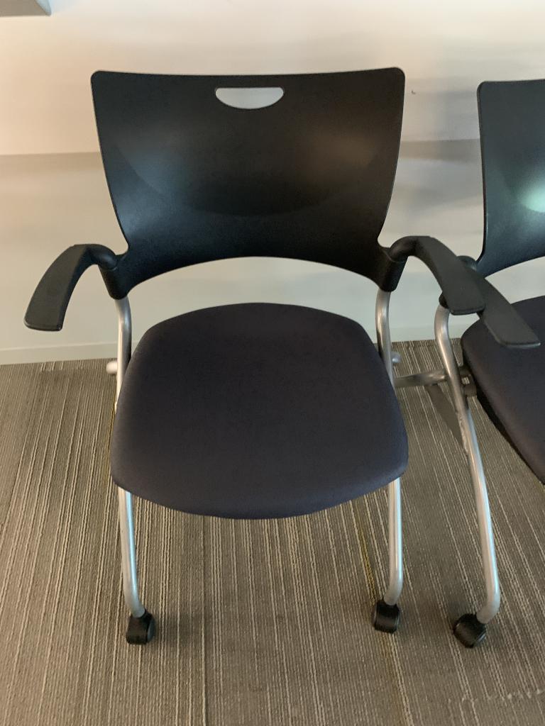 9 to 5 black modern nesting chair