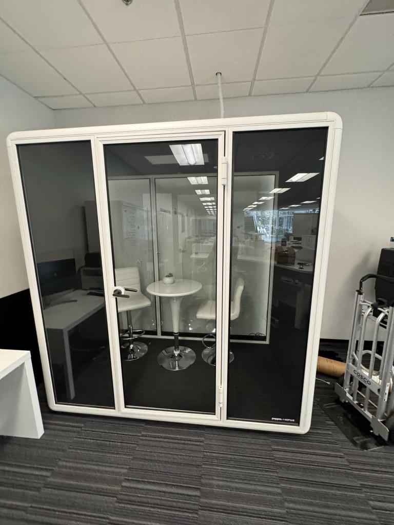 Poppin Koplus Pod for 2 Double Phone Booth