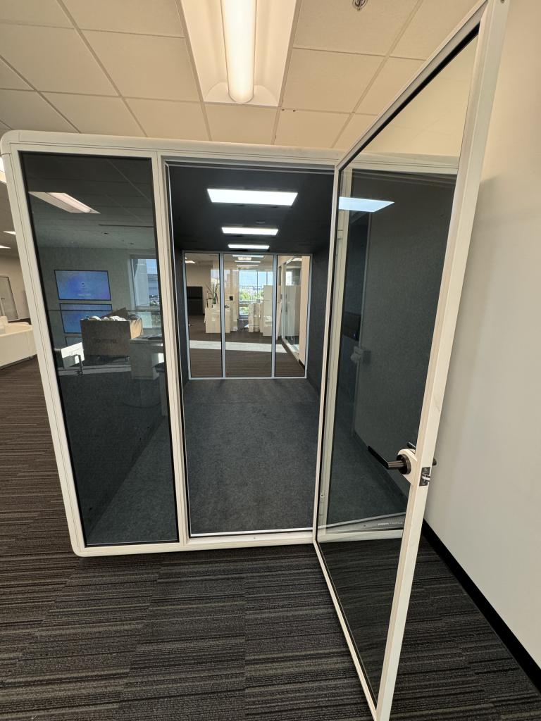 Poppin Kolus Pod for 6 White Phone Booth XXL