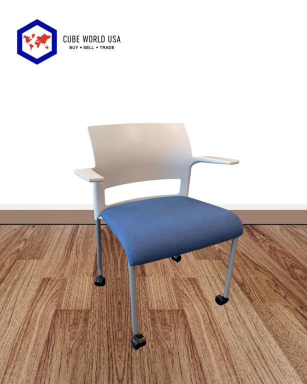 Steelcase Move blue and White on Casters