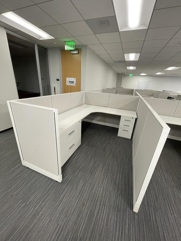 6x8 & 6x5.5 @ 47inT Friant A02 in White/Beige