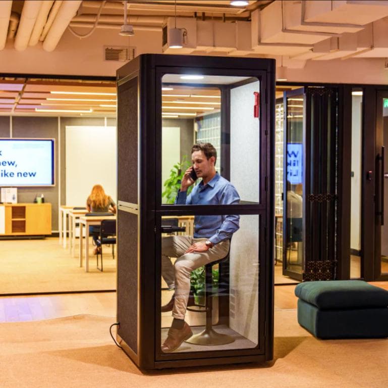 Privacy pod for phone calls and remote work, ideal for modern office environments.