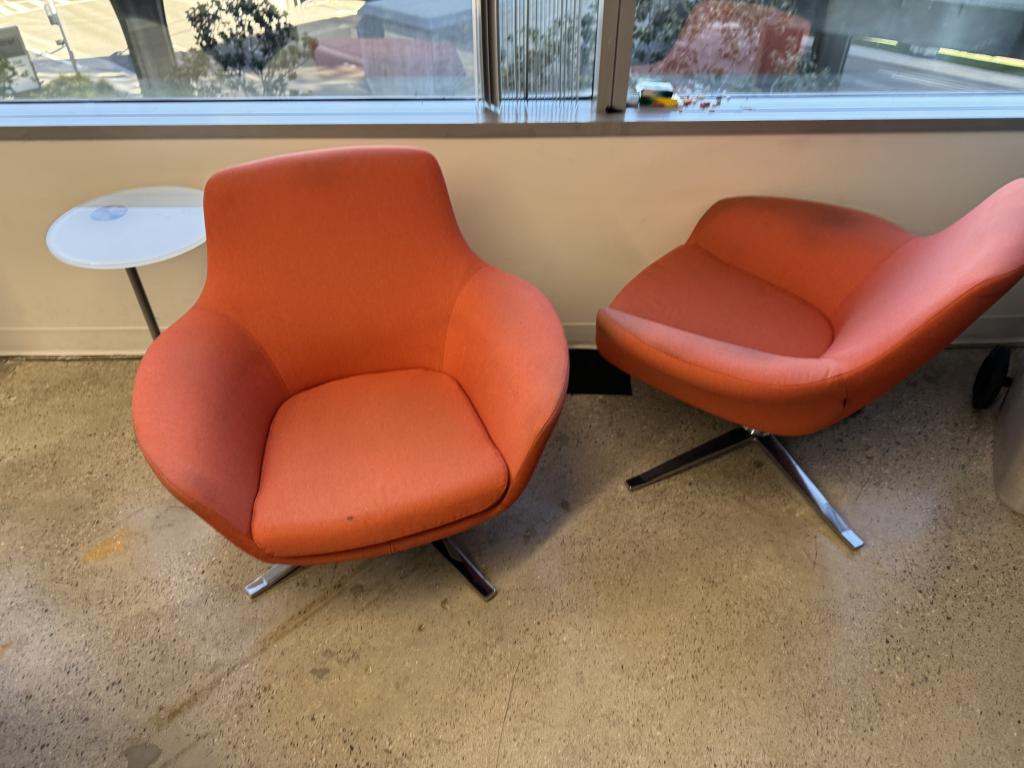 Steelcase Coalesse Bob Lounge Chair Swivel