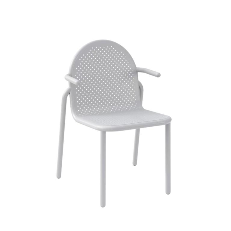 KFI Studios Juna; Arm Chair