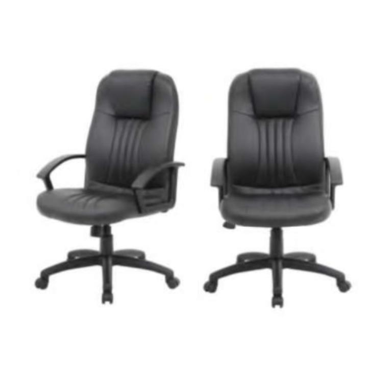 Durable black office chairs with polypropylene armrests for executive comfort.