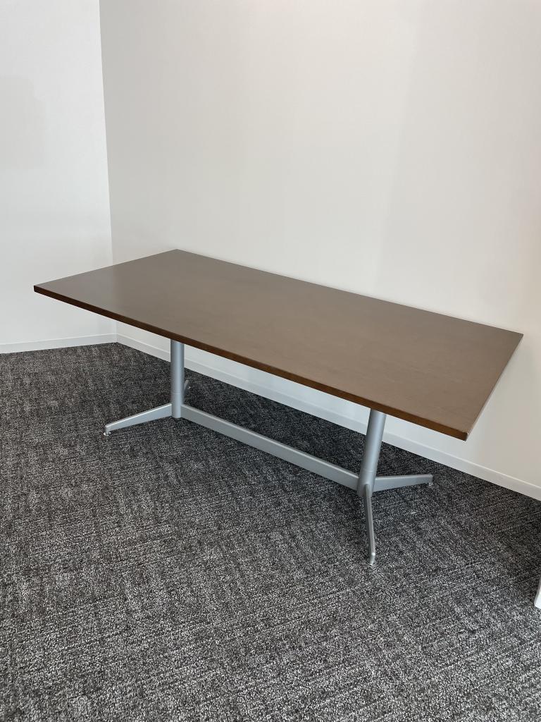 Knoll 5x30 Dark Maple Conference Table