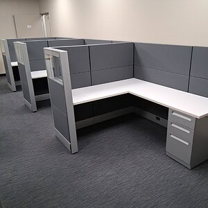 Modern Ethospace 6x5x54 silver and grey glass wing workstation.