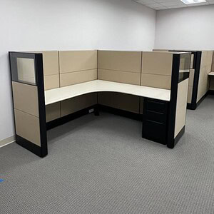 Ethospace 6x6x54T cubicle with top glass wing for modern office spaces.