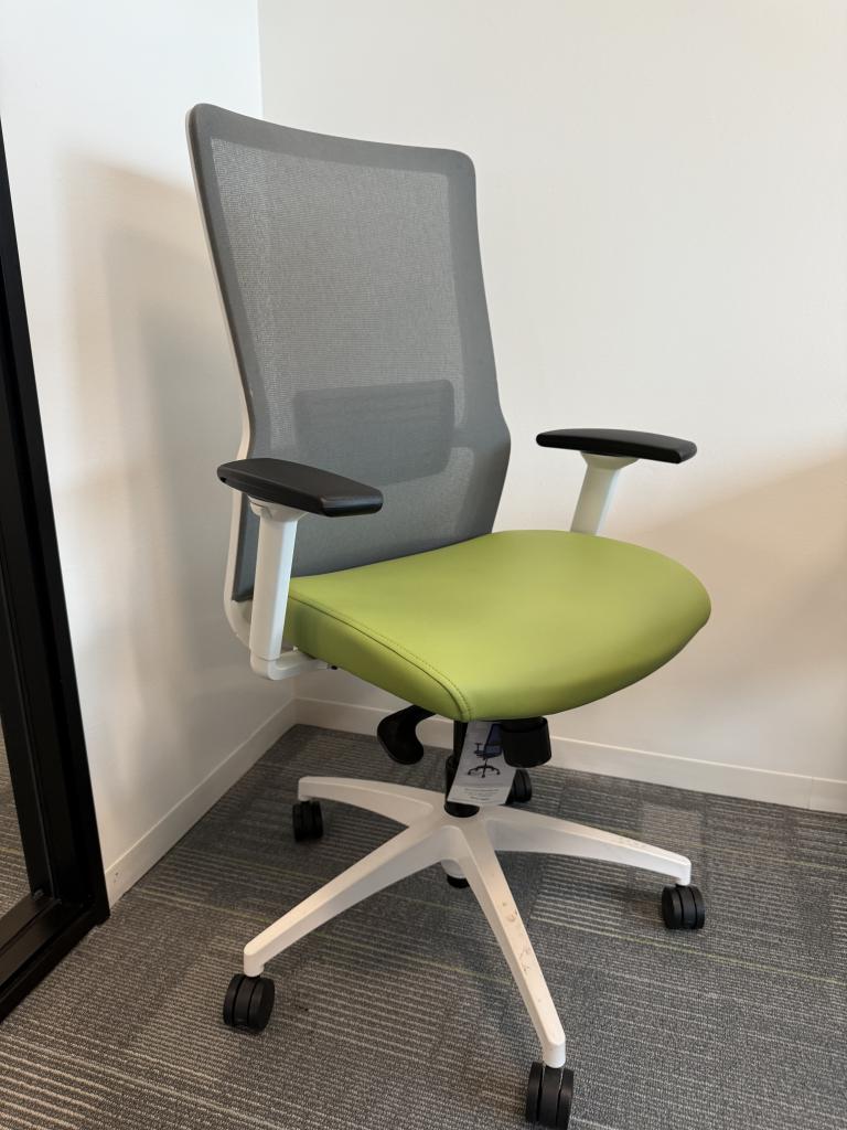 Sit On It Novo Green Vinyl Seat & Grey Mesh