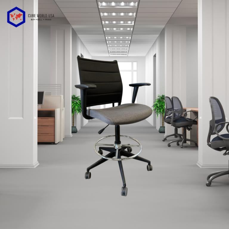 Sit On It Wit Ergonomic Stool Grey & black