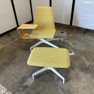 Haworth Lounge & Ottoman green adjustable set