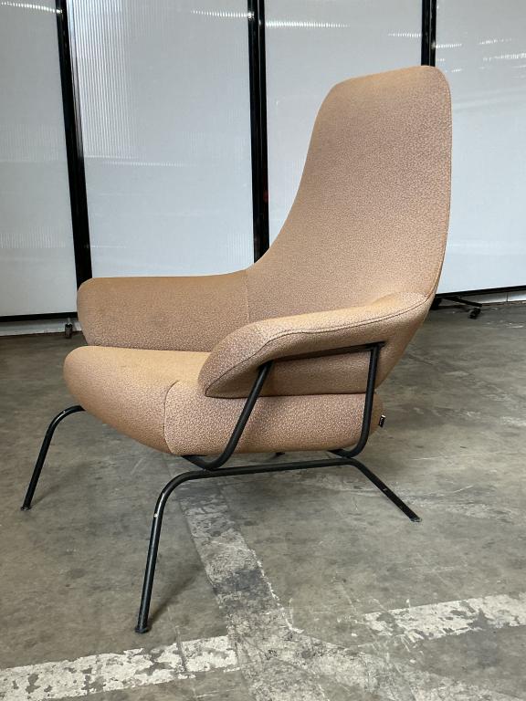 Hon Tan Lux Lounge Chair Black Metal Base