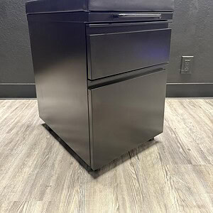Herman Miller Meridian BF Ped Black Leather