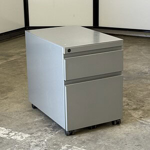 Herman Miller silver mobile pedestal without top, ideal for office storage and organization.