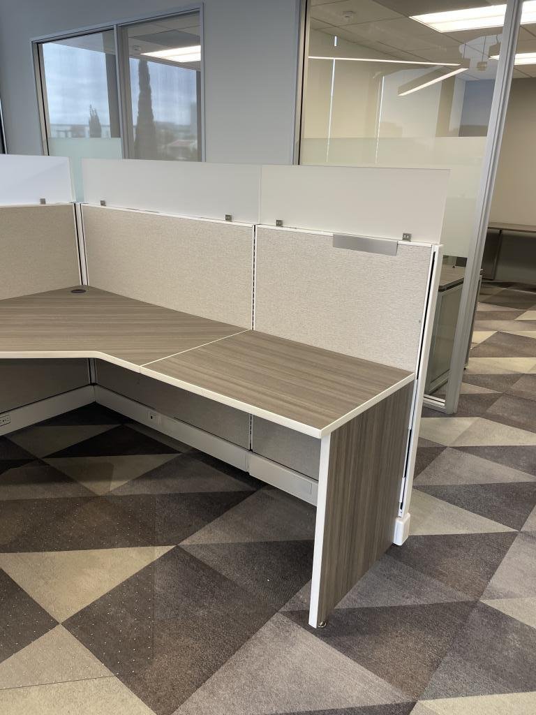 6.5x6.5x56in Grey/White A02 Cubicle w/ Glass