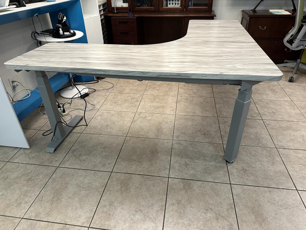 Wilson Art Custom L 6'x6 Height Adjustable