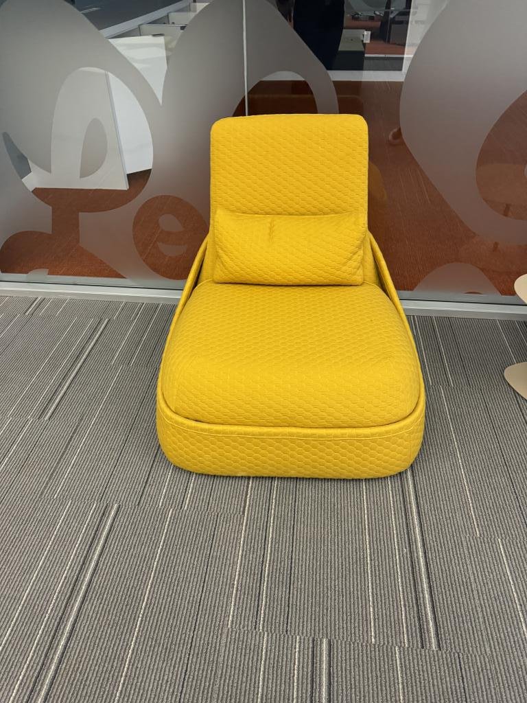 Coalessse Hosu Pandora Yellow Lounge Chair