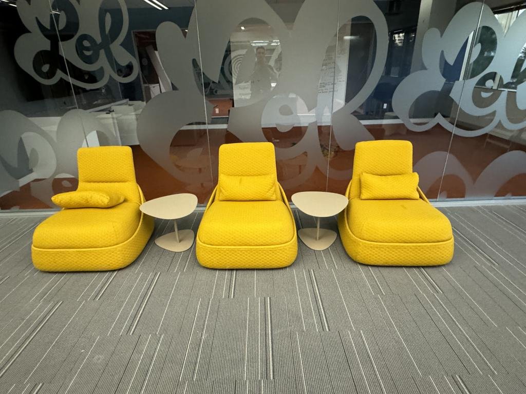 Coalessse Hosu Pandora Yellow Lounge Chair