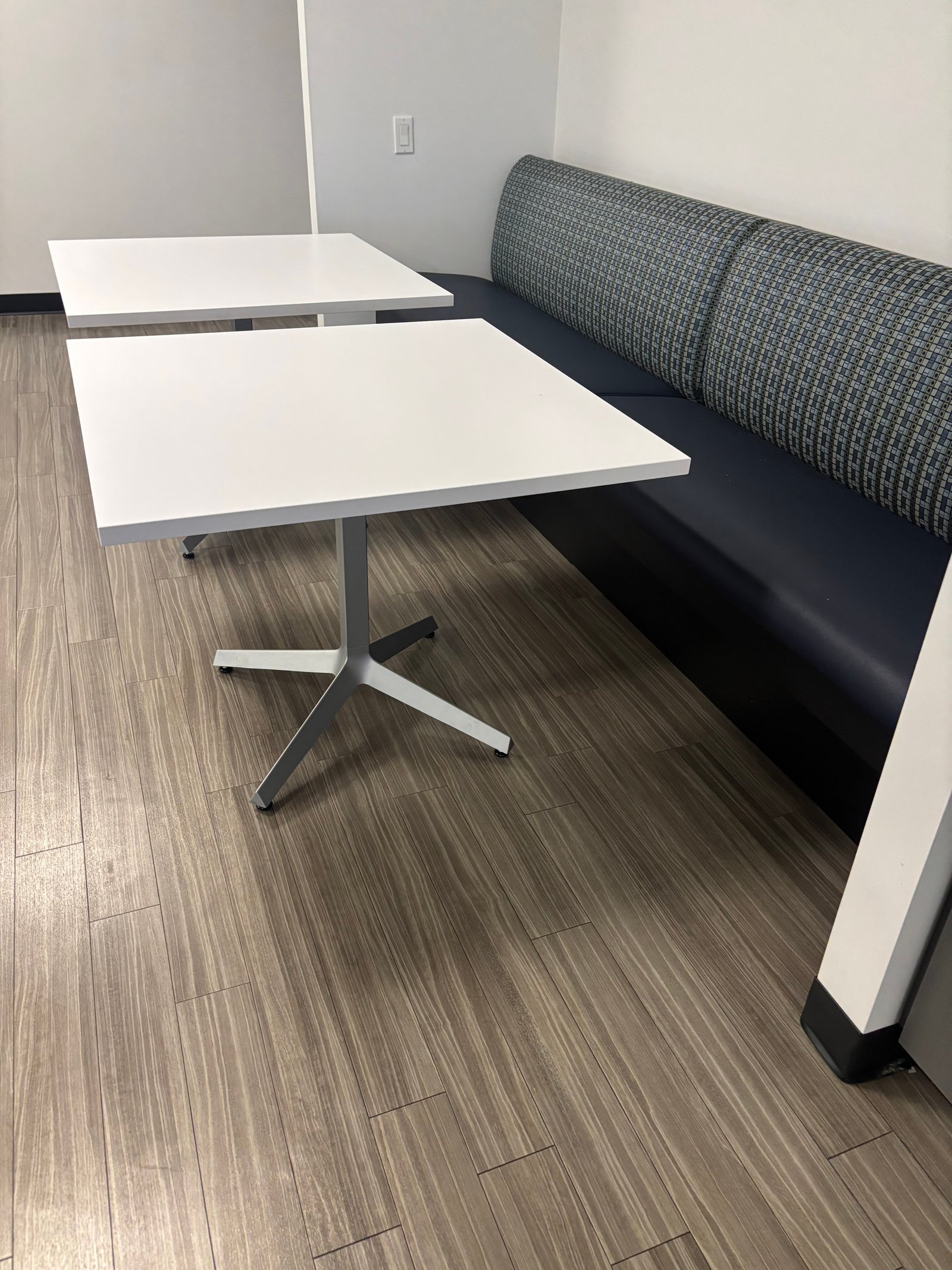 Steelcase 3x3 White Square Top and Silver Cross Base Table