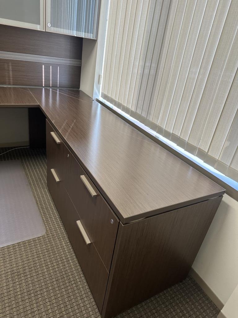 Teknion Espresso with 6' glass hutch