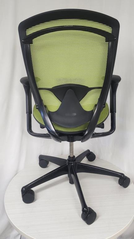 Teknion Contessa Lime Green Mesh Task Chair