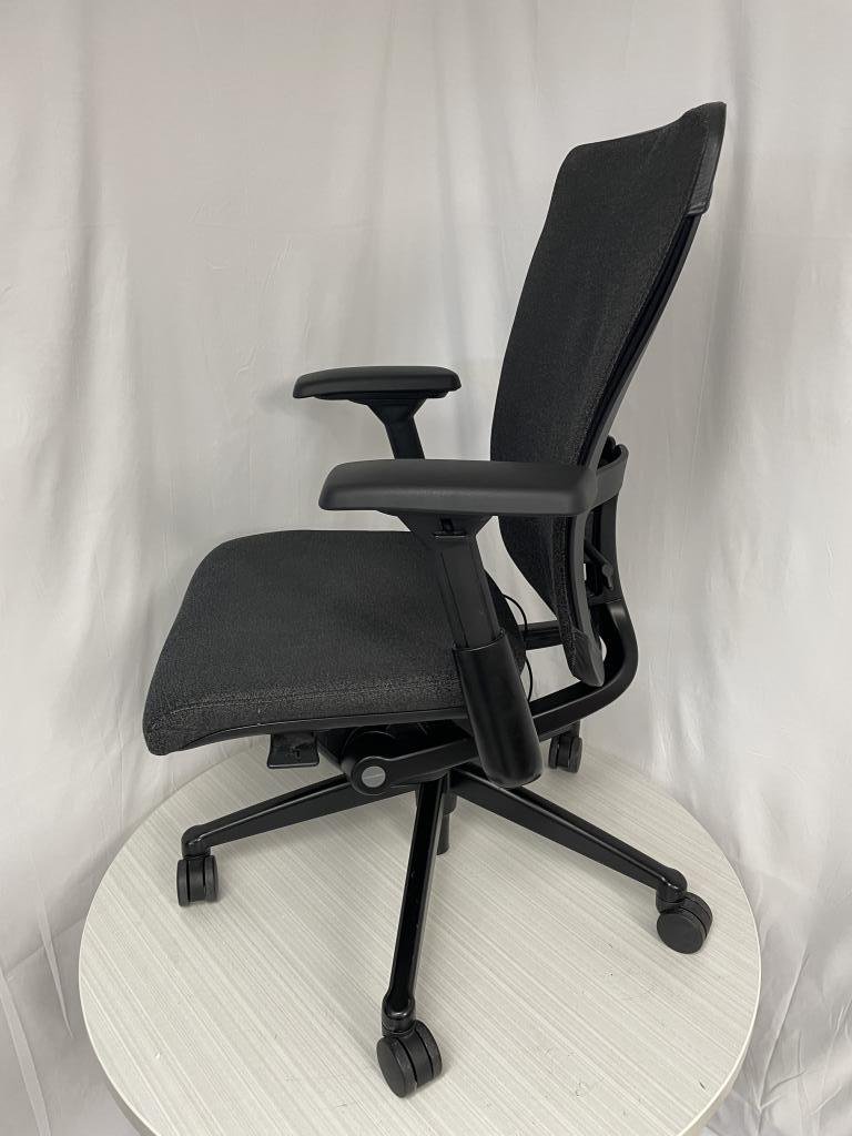 Haworth Zody Chair W/Cover Black and Charcoal