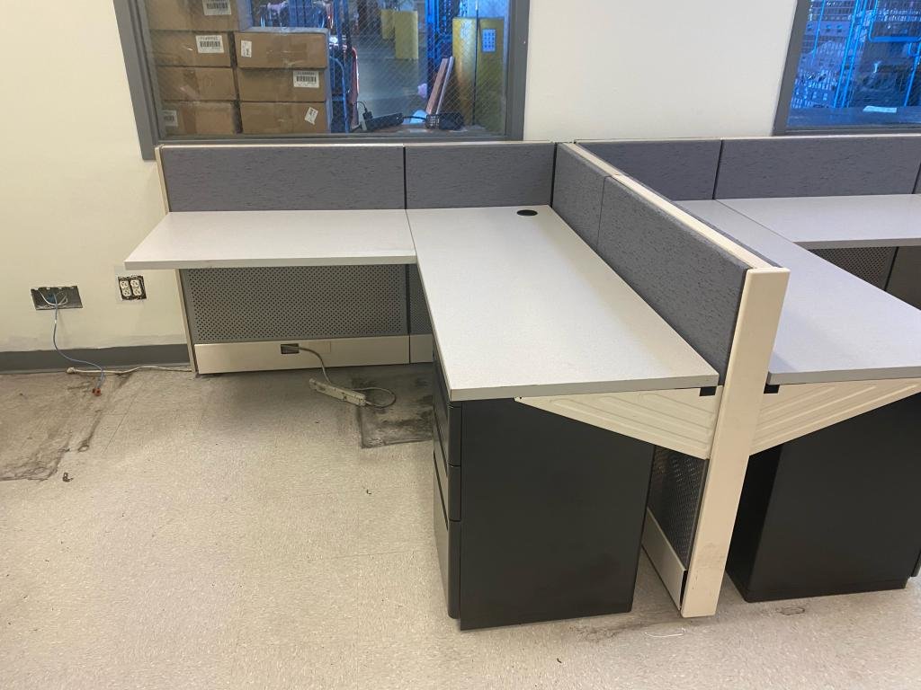 6x6 or 5x5 Ethospace cubicles custom 39/86in