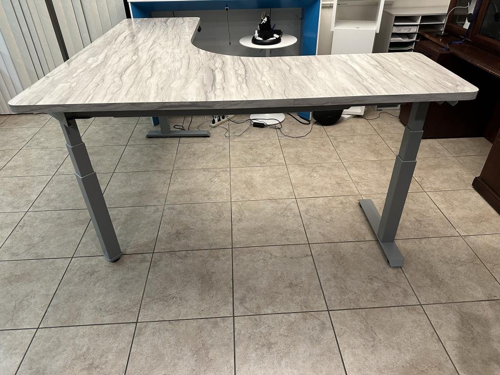 Wilson Art Custom L 6'x6 Height Adjustable