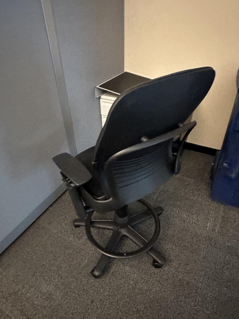 Steelcase Leap V2 Stool Black Fully Loaded