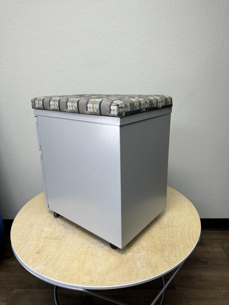 Herman Miller mobile patterned grey pedestal